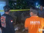 Polisi-melakukan-olah-TKP-di-lokasi-penemuan-jasad-bayi-dalam-kardus-2.jpg