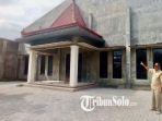 Potrait-Gedung-Pertemuan-di-Desa-Pranan.jpg