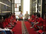 Potret-siraman-rohani-yang-dilakukan-kepada-para-tahanan-Polres-Sukoharjo-Rabu-2222023.jpg