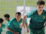 Punggawa-Persebaya-Surabaya-jalani-latihan-jelang-kick-off-Liga-1-musim-20232024.jpg