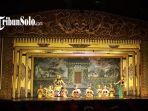 Siswa-SMP-Solo-saat-mementaskan-Wayang.jpg
