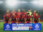 Skuad-klub-Persis-Solo-berfoto-bersama-sebelum-Derby-Mataram.jpg