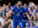 Striker-Chelsea-Armando-Broja-merayakan-golnya-ke-gawang-Wolverhampton-di-Stamford-Bridge.jpg