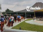 Suasana-Pura-Mangkunegaran-libur-nataru.jpg