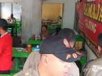 Suasana-di-warung-bakso-Remaja-Gading-Senin-3112025-2.jpg