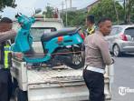 Suasana-lokasi-kecelakaan-lalu-lintas-di-Jalan-WonogiriSukoharjo.jpg