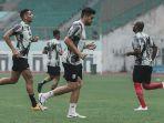 Suasana-official-training-Persis-Solo-menjelang-laga-Bhayangkara-FC.jpg