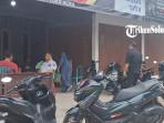 Suasana-rumah-duka-korban-satu-keluarga-yang-tewas-setelah-menjadi-kecelakaan-tabrak-lari-di-Sragen.jpg