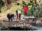 Suasana-saat-proses-evakuasi-potongan-tangan-manusia-di-Sungai-Tanggul.jpg