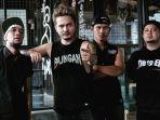Superiots-Band.jpg