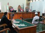 Suyono-terdakwa-kasus-pembunuhan-disertai-mutilasi-saat-persidangan-di-Pengadilan-negeri-Sukoharjo.jpg