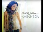 Tangkapan-layar-video-musik-Broken-Heart-dari-Sarah-McLachlan.jpg