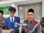 Tergugat-Almas-Tsaqibbirru-dan-kuasa-hukumnya-Arif-Sahudi.jpg