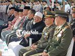 Ustaz-Abu-Bakar-Baasyir-terlihat-dalam-upacara.jpg