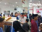 Wapres-RI-Gibran-Rakabuming-dan-Wali-Kota-Solo-Respati-Ardi-ajak-puluhan-anak-panti.jpg