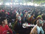 Warga-Klaten-nobar-Timnas-Indonesia-Vs-Uzbekistan-di-Alun-alun-Klaten.jpg