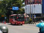 batik-solo-trans-bst-yang-melayani-palur-bandara-adi-soemarmo-memasuki-jalur-contra-flow.jpg