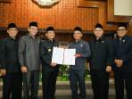 dprd-dan-pemprov-jateng-sepakati-apbd-2026.jpg