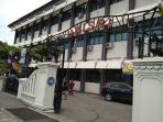 gedung-unisri-depan_20160330_145215.jpg