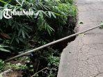 jalan-nyaris-ambrol-di-Sragen.jpg