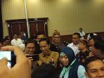 jokowi-hadir-kongres-pwi_20180928_162101.jpg