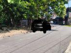 kendaraan-pakir-di-jalanan-sempit.jpg