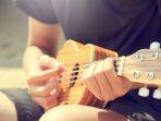 kumpulan-chord-atau-kunci-ukulele-tribunsolocom.jpg