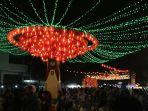lampion-pasar-gede-saat-imlek.jpg