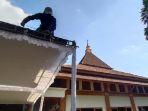 masjid-baitul-hikmah-yang-berada-di-kompleks-balai-k.jpg