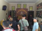 para-korban-hannien-tour-mendatangi-polresta-solo-selasa-212018_20180102_162957.jpg