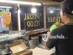 pedagang-martabak-elpiji.jpg