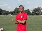 pemain-baru-persis-solo-dari-persib-bandung-ferdinand-sinaga.jpg