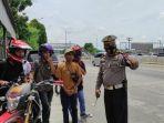 pemudik-motor-masuk-jalan-tol.jpg