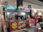 salah-satu-booth-di-kampoeng-santa-solo-paragon-mall-solo_20161222_204748.jpg