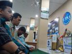 santri-setelah-pelaksanaan-salat-gerhana-di-pondok-pesantren-assalaam-kamis-26122019.jpg