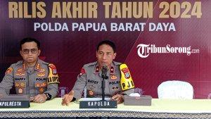 20241231_KAPOLDA-DAN-KAPOLRES-SORONG-KOTA.jpg