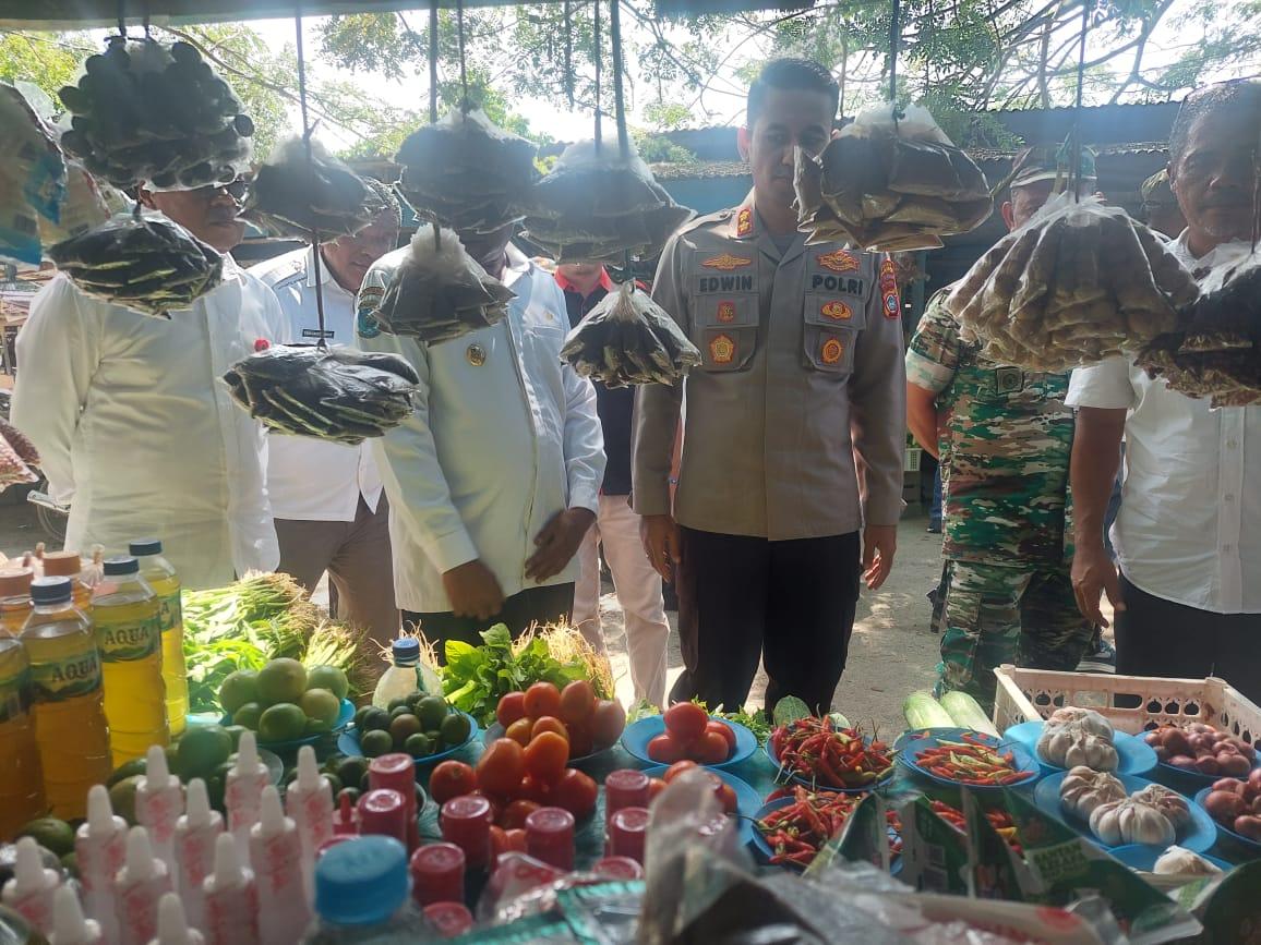 20230412_pemantauan-harga-di-Pasar-Mbilim-Kayam.jpg