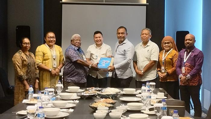 20230531_Pemerintah-Kabupaten-Raja-Ampat-melakukan-audiens-bersama-Direksi-Bank-Papua.jpg