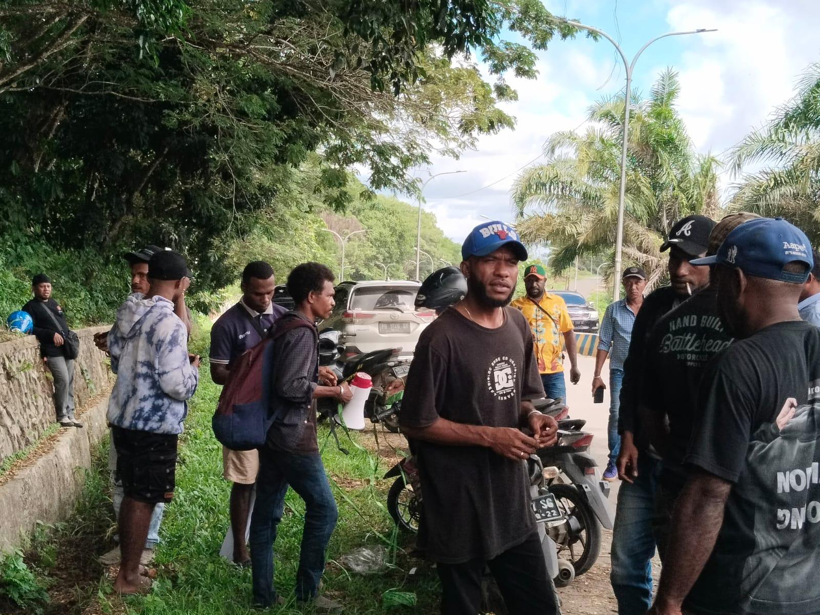 Niat Hati Demo Pj Bupati Sorong yang Diduga Korupsi, Massa Aliansi Ini Malah Diminta Bubar