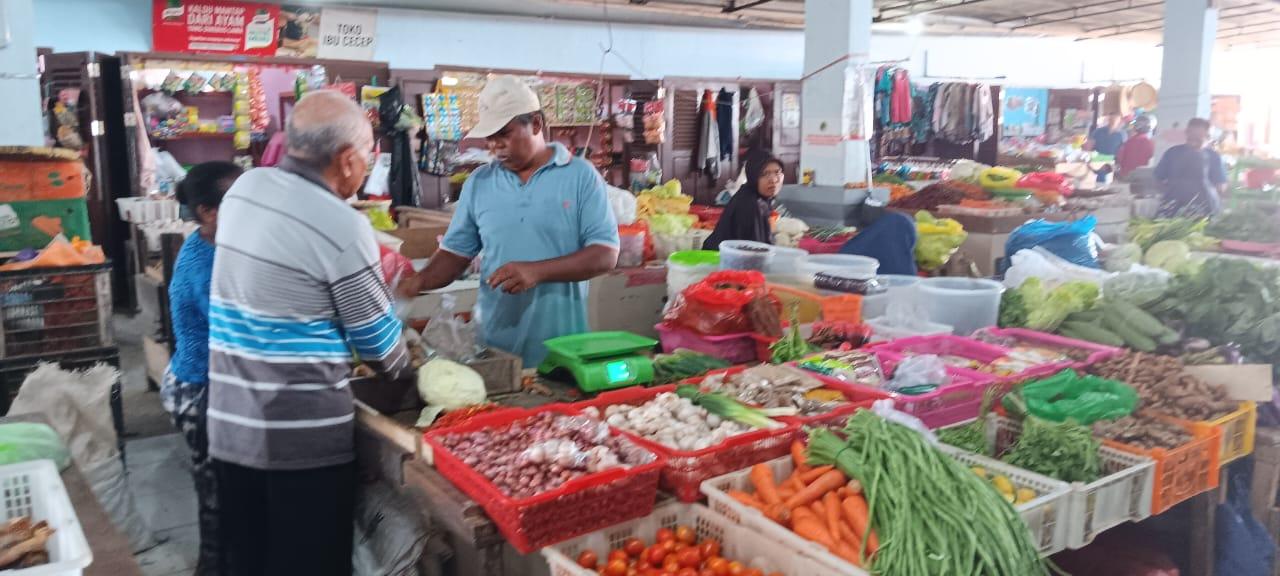 Bupati Sorong Janji Aspal