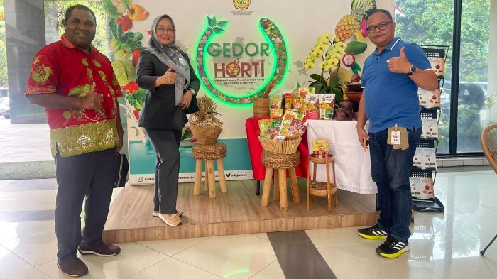 20230916_Kadis-Pertanian-Perkebunan-Kabupaten-Maybrat-Dirjen-Hortikultura-Kementan-RI.jpg