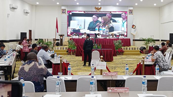 20240309_bawaslu-papua-barat-daya-ngamuk.jpg