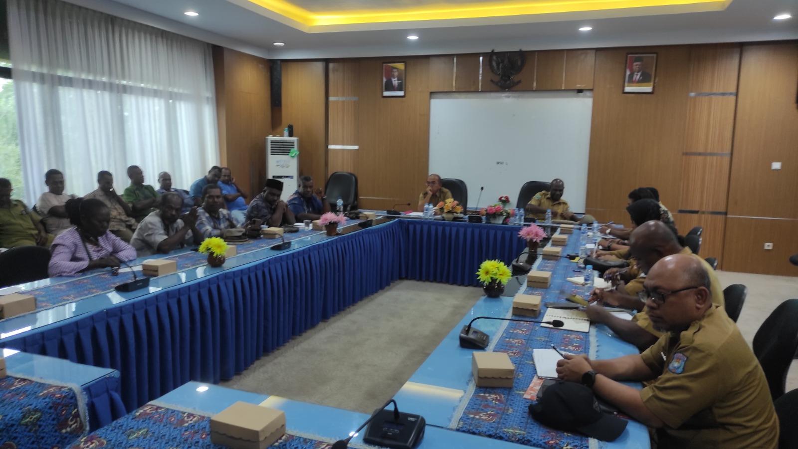 Pj Bupati Sorong Edison Siagian Buka Suara soal Desakan Pencairan DBH Migas