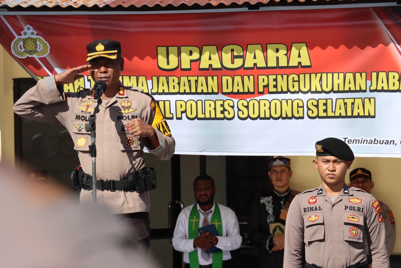 20240615_kapolres-sorong-selatan-AKBP-Gleen-Rooi-Molle-dalam-upacara-sertijab.jpg