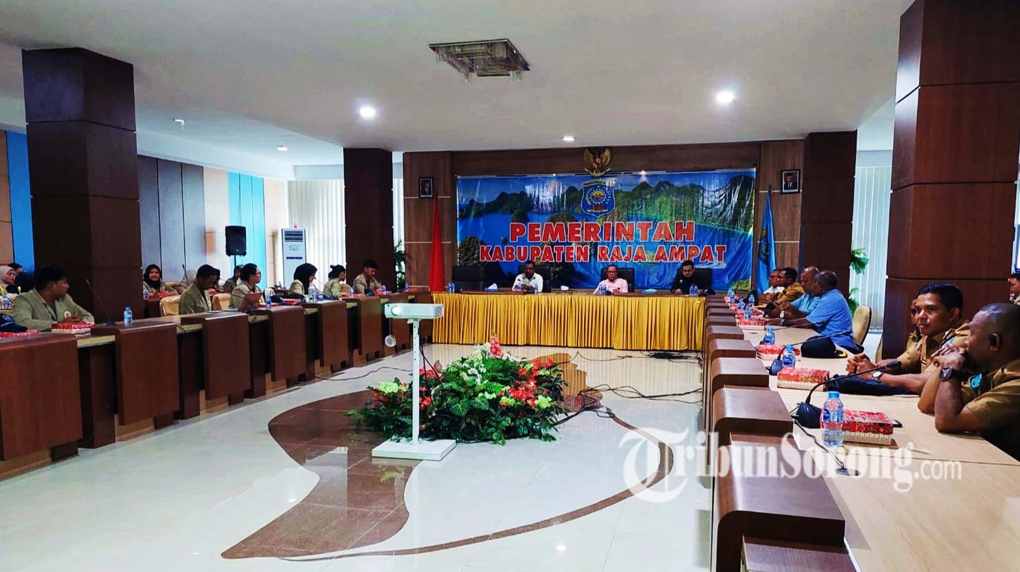 60 Mahasiswa UGM Jalani Program KKN-PPM di Raja Ampat, Fokus Pelestarian Wisata