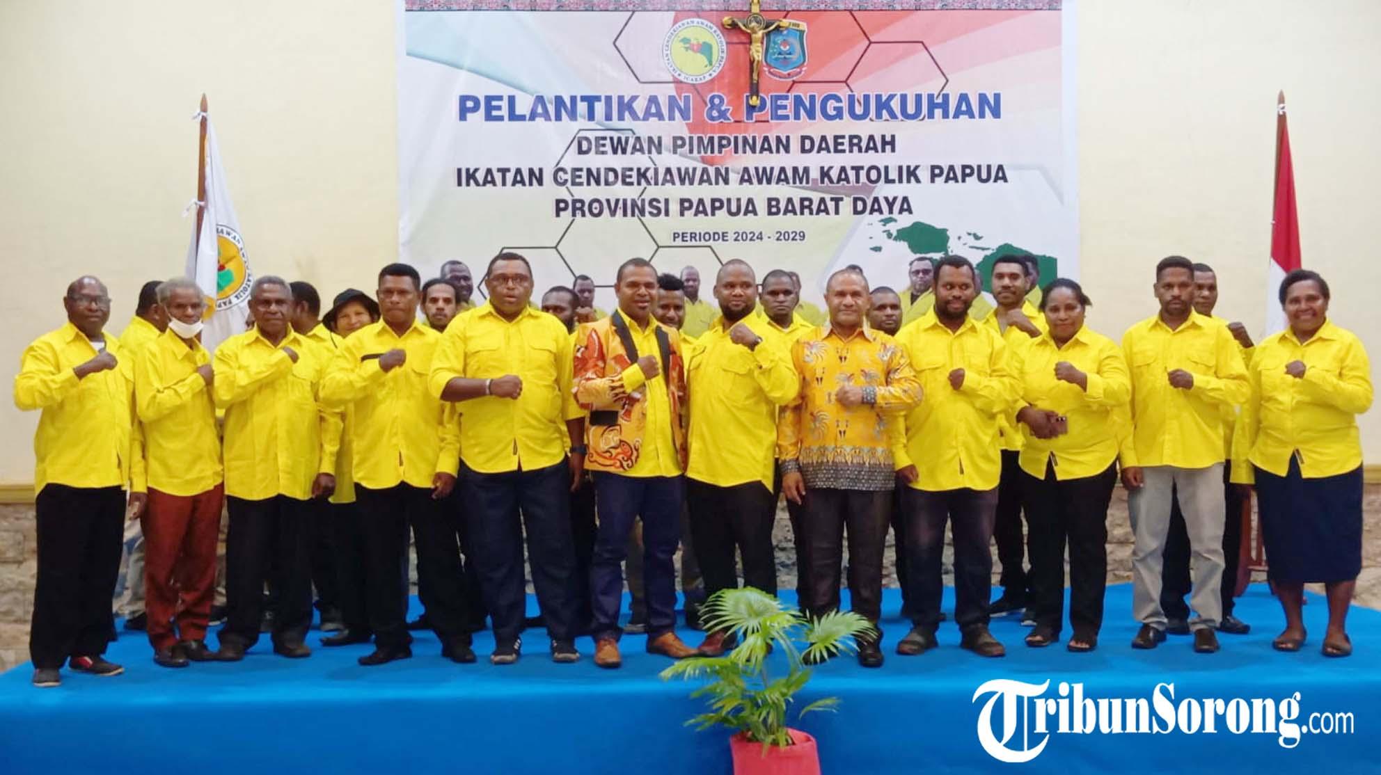 20240928_Foto-Bersama-Pengurus-DPD-ICAKAP-PBD.jpg