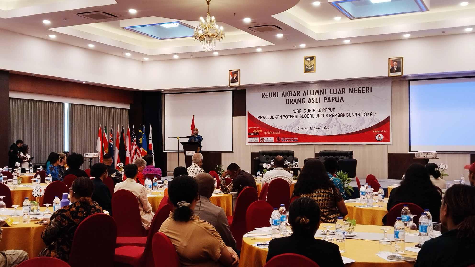 Alumni Papua Lulusan Luar Negeri Gelar Reuni Akbar di Jayapura, Bahas Rumitnya Penyetaraan Ijazah