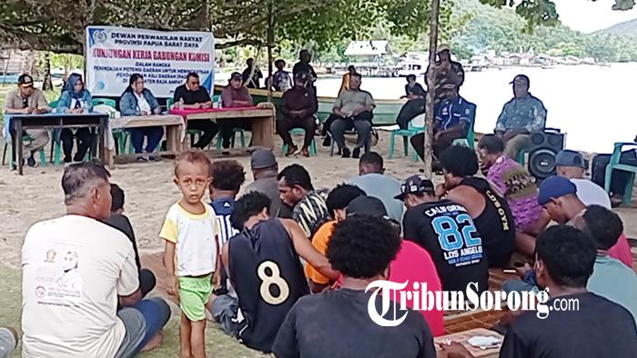 20250615_kunker-gabungan-komisi-dprp-ke-raja-ampat.jpg