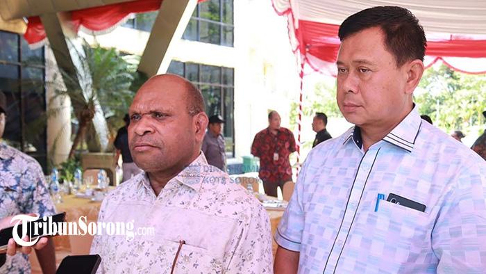 20250629_wali-kota-sorong-septinus-lobat-dan-anshar-karim.jpg