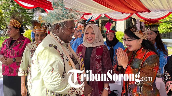 Harganas ke-32, Gubernur Elisa Kambu Soroti KDRT dan Pentingnya Pendidikan Karakter di Rumah